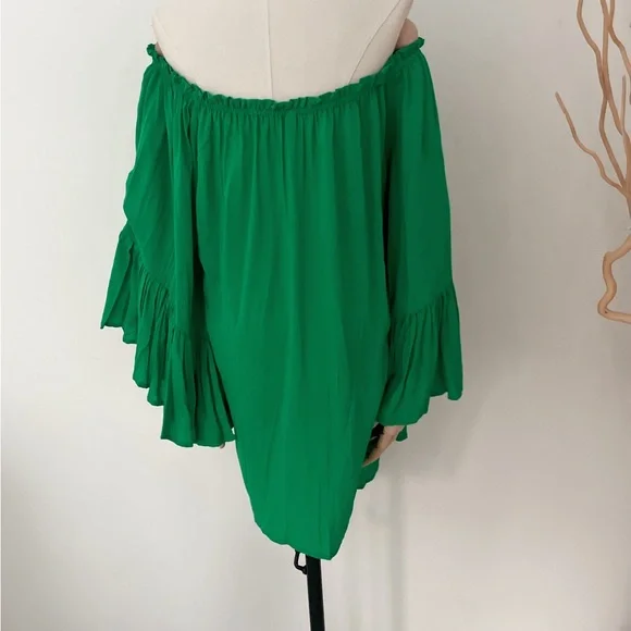 BEAUTIFUL GREEN ELAN TOP ๐๐ฒ๐ - Picture 4 of 11